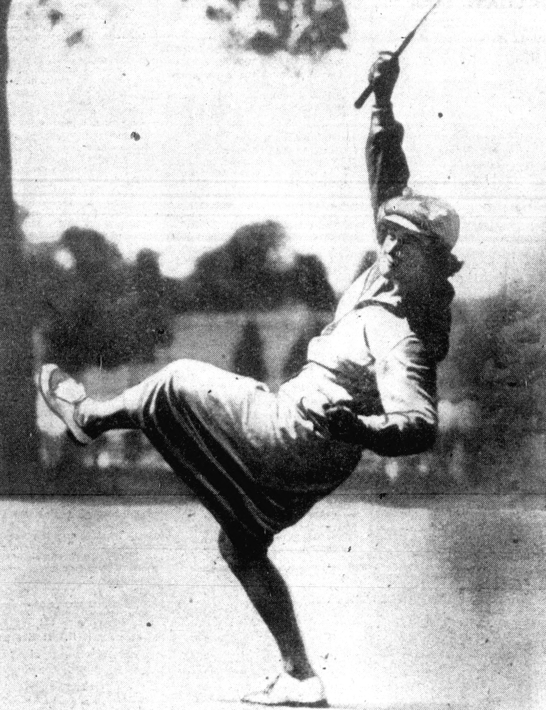 Babe Didrikson Zaharias playing golf, 1950